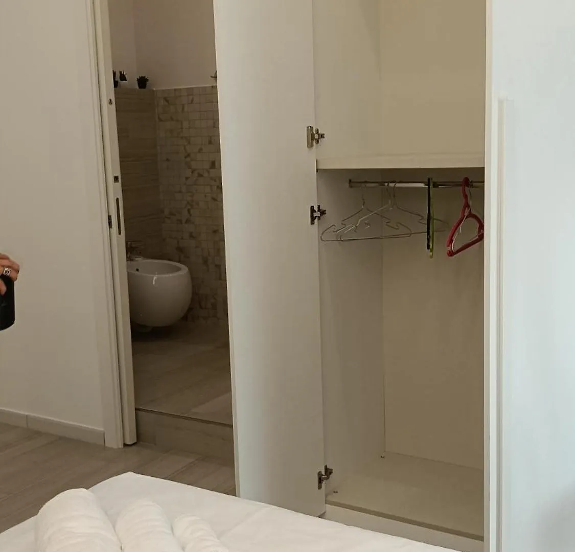Le Stanze In Centro Hotel Naples 0*,  Italy