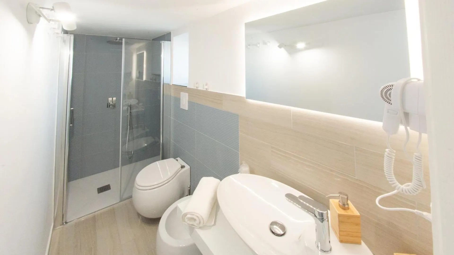 Le Stanze In Centro Hotel Naples Guest house